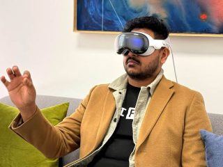Apple Vision Pro chief is reportedly leaving for OpenAI