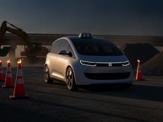 Waymo Robotaxi Recall: 3,900 Driverless Cars Fixed Over Freeway Risk