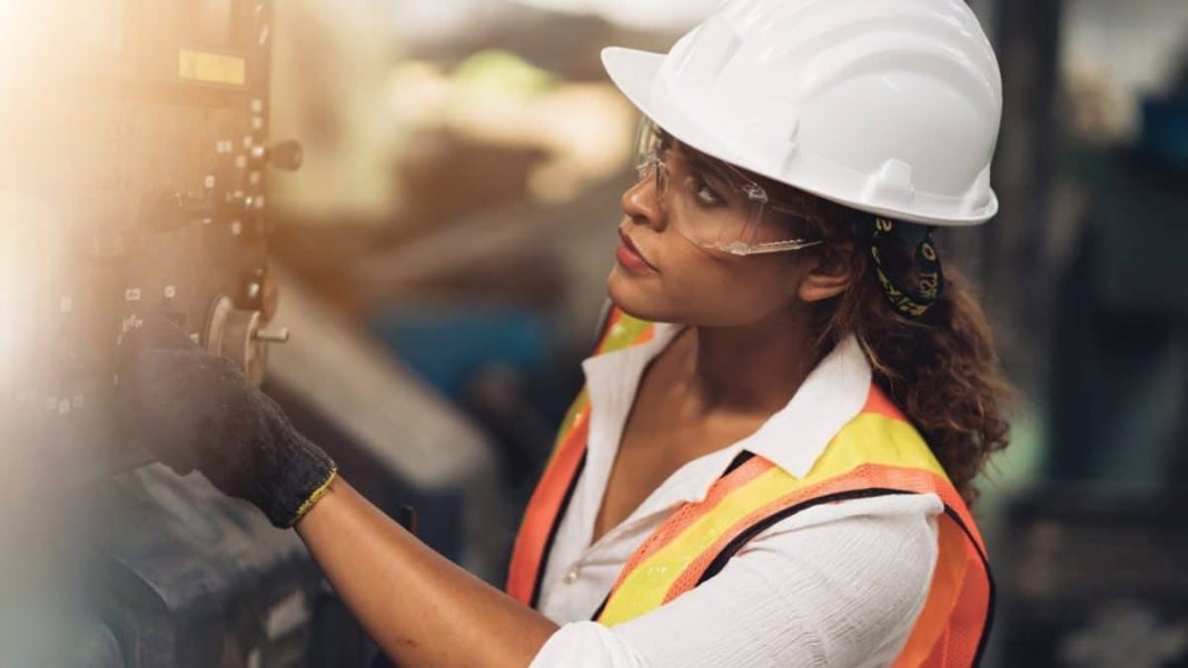 women-in-manufacturing
