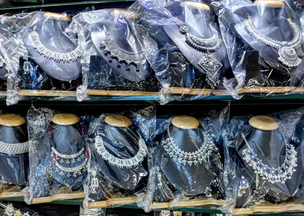 India restricts jewellery imports till April 30, 2026