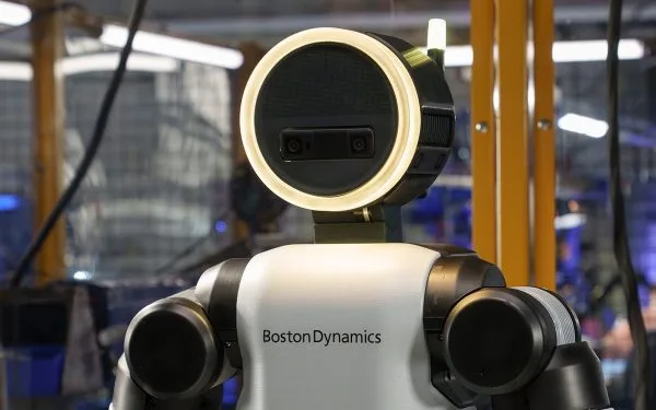Hyundai Motor fully acquire Boston Dynamics