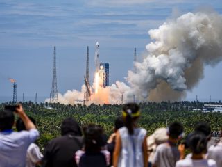 China achieves world’s 1st net-based rocket stage recovery today