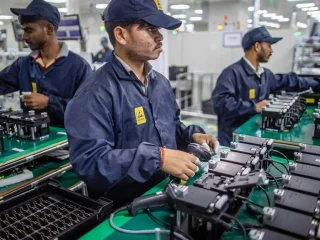 India Exempts Customs Duty on Display and Battery Parts to Boost Manufacturing