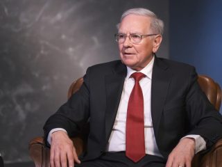 Warren Buffett plans to donate entire Berkshire Hathaway stake by 2034