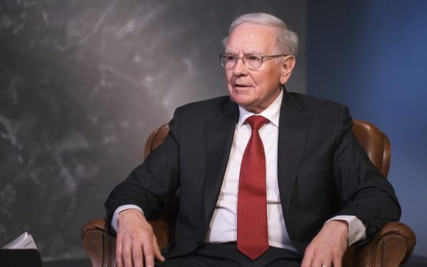 Warren Buffett plans to donate entire Berkshire Hathaway stake by 2034