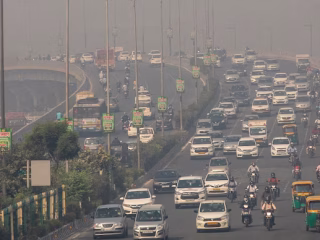 Delhi winter pollution plan brings WFH and no-fuel rule