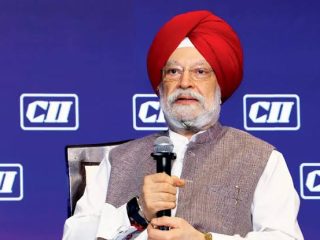 Petrol diesel prices may not fall yet: what Puri said