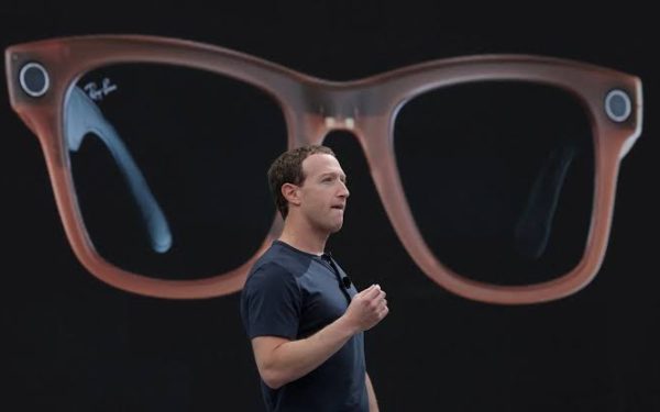 Meta Reportedly Developing Smart Glasses That Record All the Time