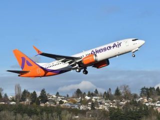 Akasa Air plans to raise ₹1,050 Crore Capital to Tackle Fuel Price Surge