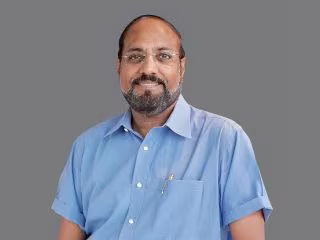 Divi’s Labs MD Murali K. Divi Earns ₹100.26 Crore, Highest Among Pharma Executives in FY26